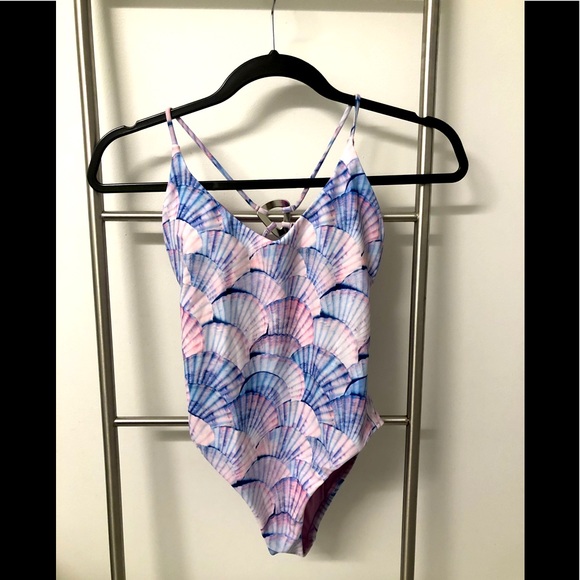 NEW Dolce Vita Swimsuit - Picture 1 of 3